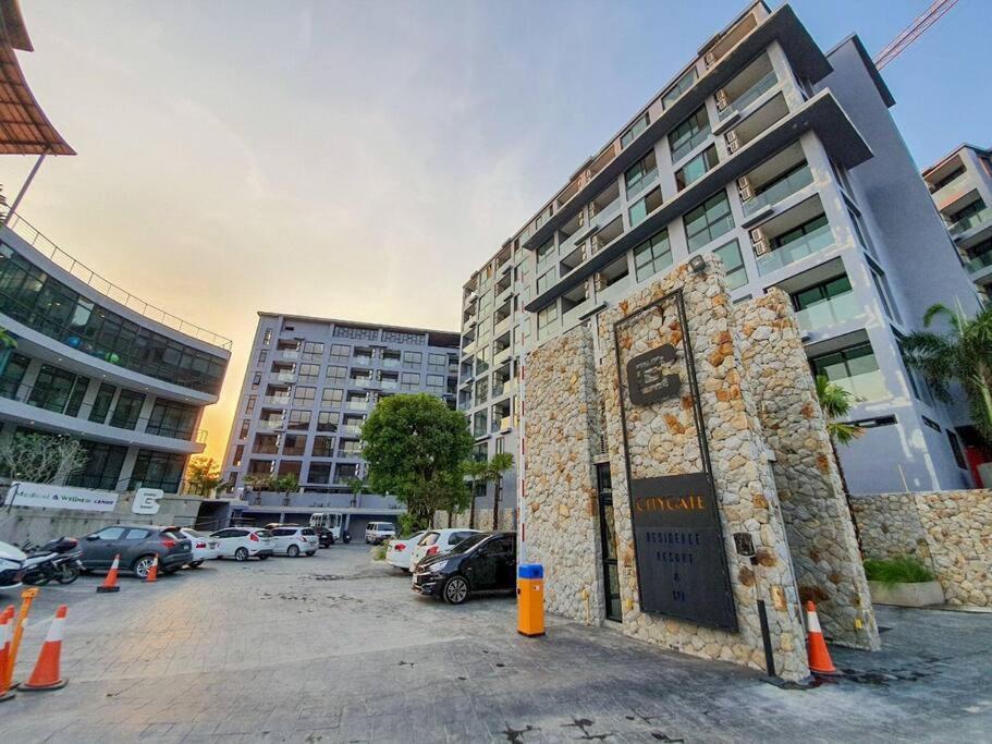 Citygate By Villacarte Pantai Kamala Bagian luar foto