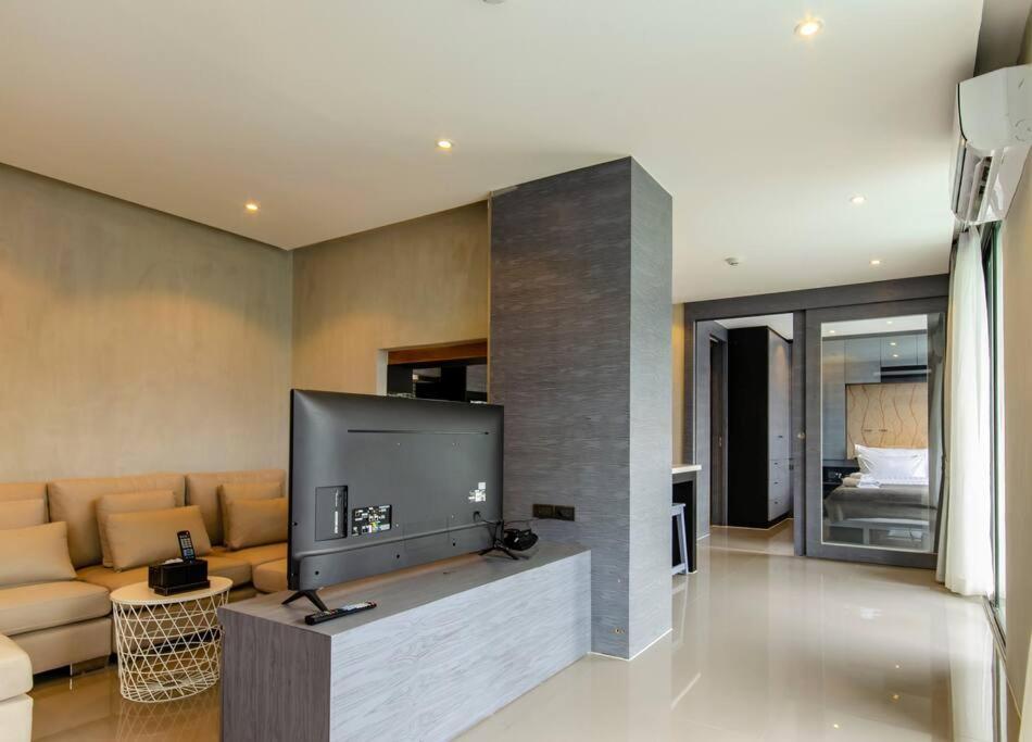Citygate By Villacarte Pantai Kamala Bagian luar foto